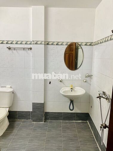 Cho thuê nhà nguyên căn mặt tiền Ngô Quyền ngay cầu Sông Hàn