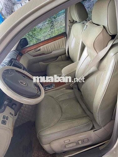 Lexus LX2025 - 140000 km