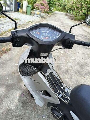 Wave 2020 xe chính chủ còn đẹp xịn xò.sang tên ok