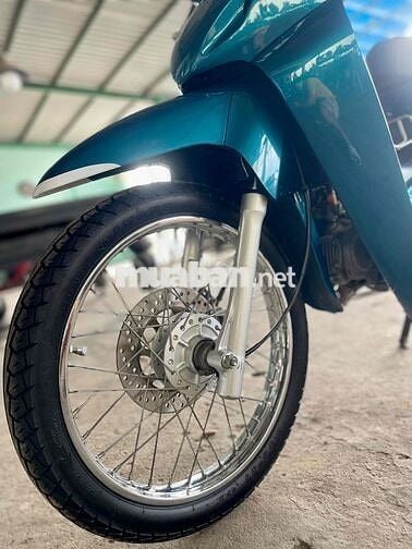 Future 1 tứ quý