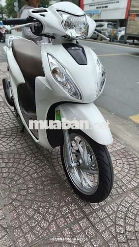 Xe máy Honda Vision màu trắng, 19974 km