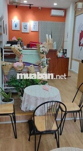 Mặt Tiền Phan Đình Phùng 70m2 Riêng Biệt gần quận 1 và Chợ Phú Nhuận