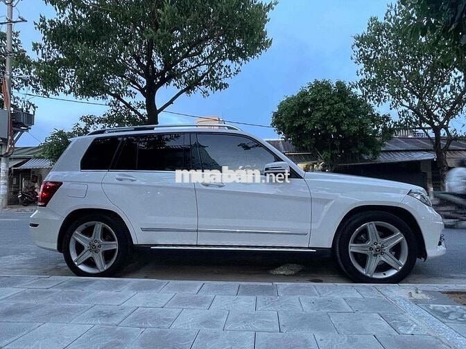 Mercedes Benz GLK Class 2013 250 AMG 4MATIC