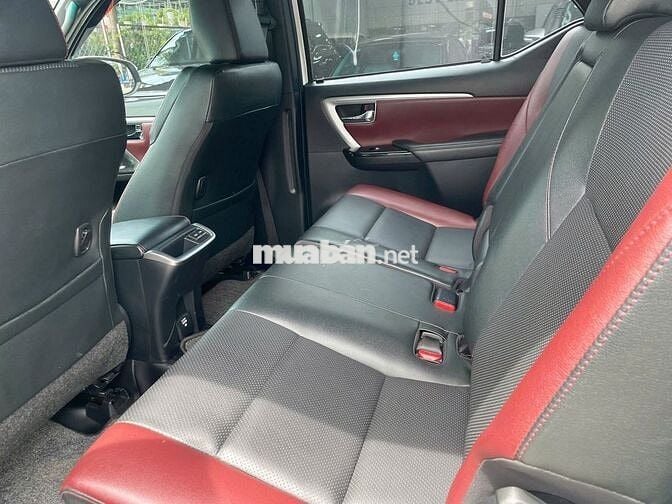 Toyota Fortuner Legender 4x2 AT 2023 - 19000 km