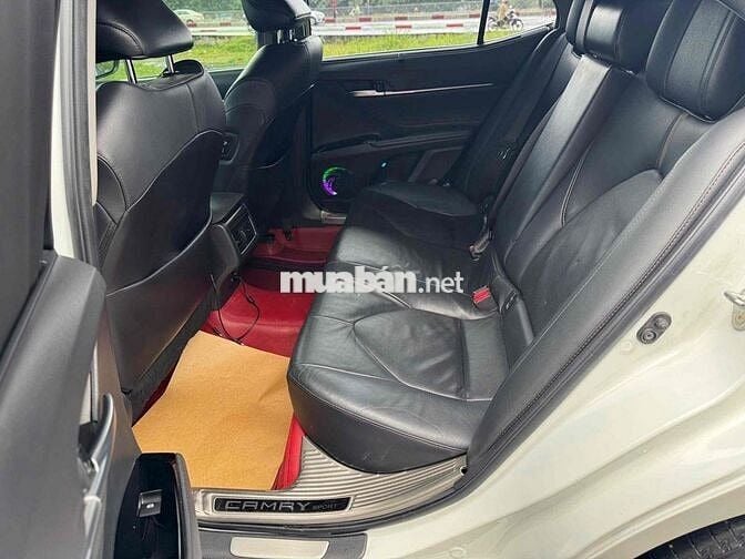 Toyota Camry 2019 2.5Q - 99891 km - Giá còn giảm