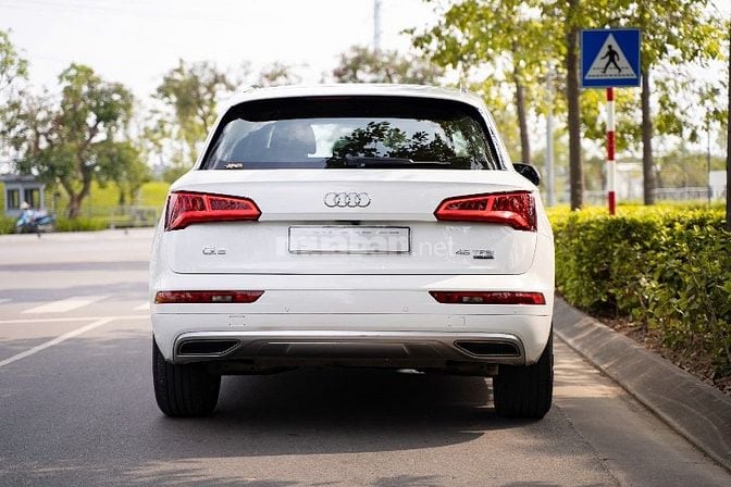 Audi Q5 Quattro 2018 - mạnh mẽ vận hành êm ái