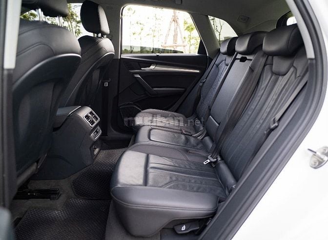 Audi Q5 Quattro 2018 - mạnh mẽ vận hành êm ái