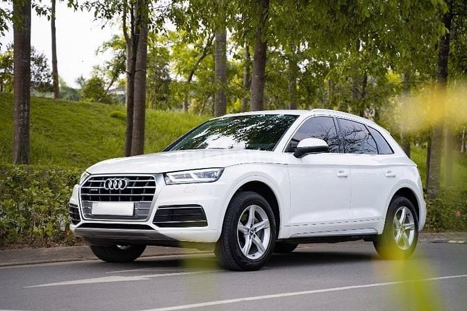 Audi Q5 Quattro 2018 - mạnh mẽ vận hành êm ái