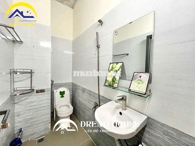 PHÒNG TRỌ CÓ GÁC BAN CÔNG THOÁNG MÁT GẦN AEON TÂN PHÚ ĐH HUIT