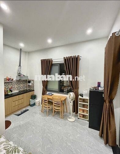 🥰CĂN HỘ STUDIO - CÓ BAN CÔNG - TRUNG TÂM THÀNH PHỐ - GẦN SÂN BAY
