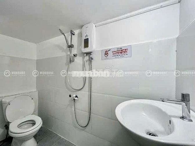 Duplex 30m2 full nội thất, phòng mới, nhà xe rộng rãi, giờ giấc tự do