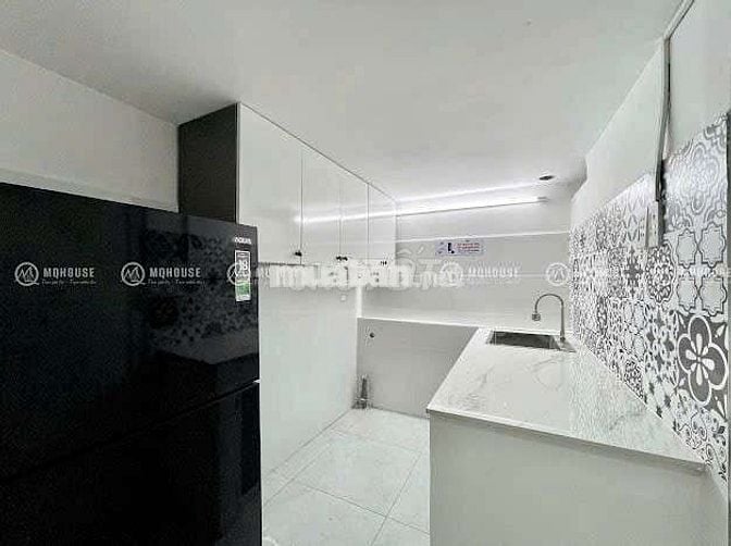 Duplex 30m2 full nội thất, phòng mới, nhà xe rộng rãi, giờ giấc tự do