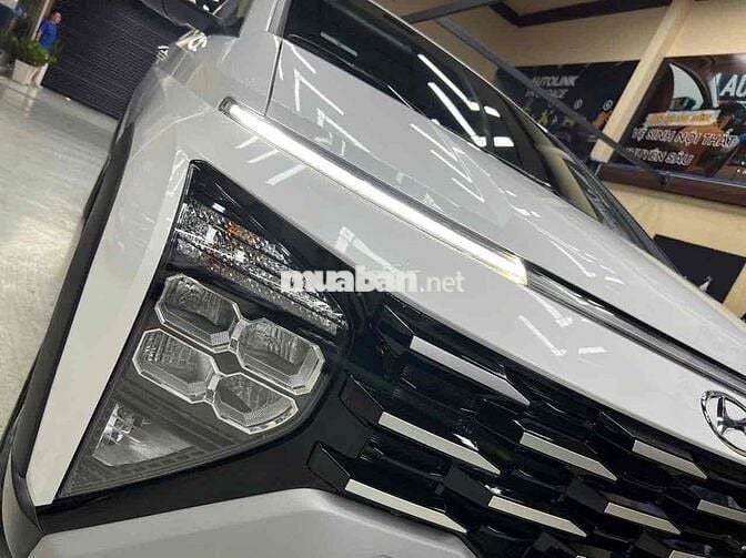 Hyundai Santa Fe 2019 2.2D Premium - 1200 km