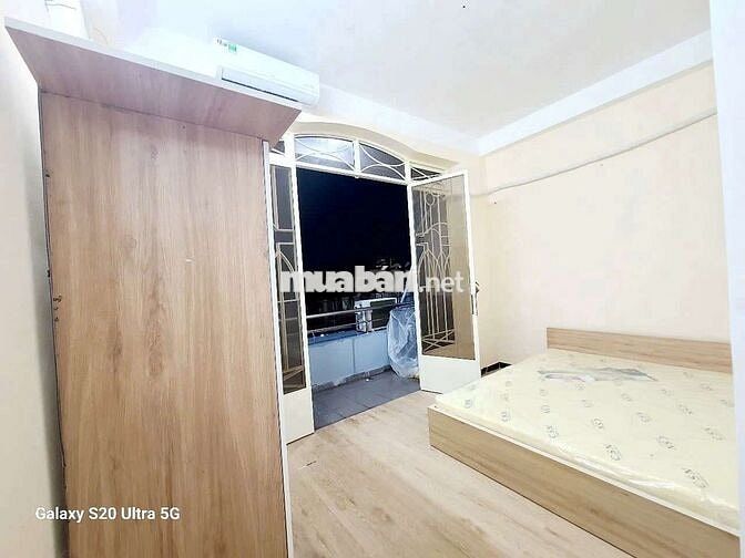 📍 CHO THUÊ CHDV Loại 2PN MỚI XÂY – FULL NỘI THẤT, BAN CÔNG – Q10