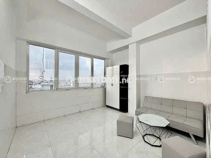 Duplex 30m2 full nội thất, phòng mới, nhà xe rộng rãi, giờ giấc tự do