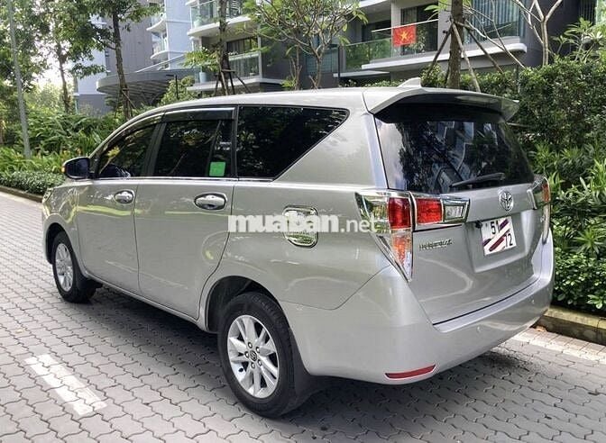 Chính chủ bán INNOVA 2019 E sơn rin máy rin xe nhà