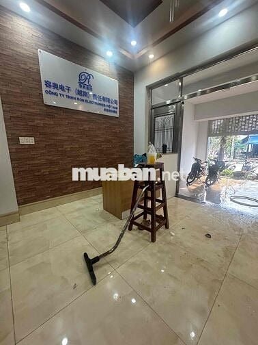 🍀Cho thuê nhà MT đường số 30. Tên Lửa. sát EON.