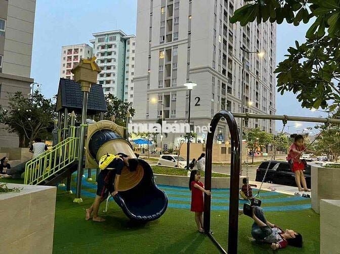 Chính chủ cần bán nhà ở thương mại Imperial Place 3PN 2WC