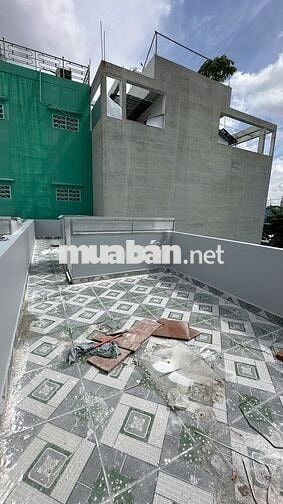 còn 1 căn nhà cuối ở Mã Lò,DT 38m2/ 3ty 05 , SHR,hẻm oto vào tân nhà