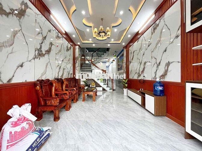 BÁN NHÀ HOÀN CÔNG NGAY CHỢ  MỸ HẠNH NAM