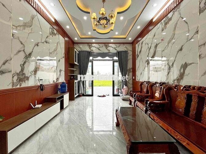 BÁN NHÀ HOÀN CÔNG NGAY CHỢ  MỸ HẠNH NAM