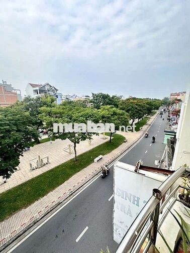 Phòng đẹp 28m², 2tr8/tháng – View công viên