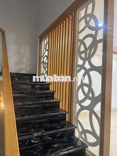 🍀Cho thuê nhà MT đường số 30. Tên Lửa. sát EON.