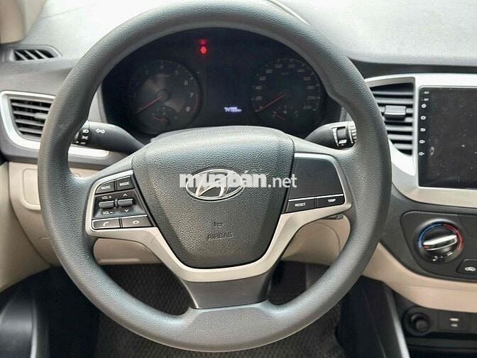 Hyundai Accent 2022 - 69000 km