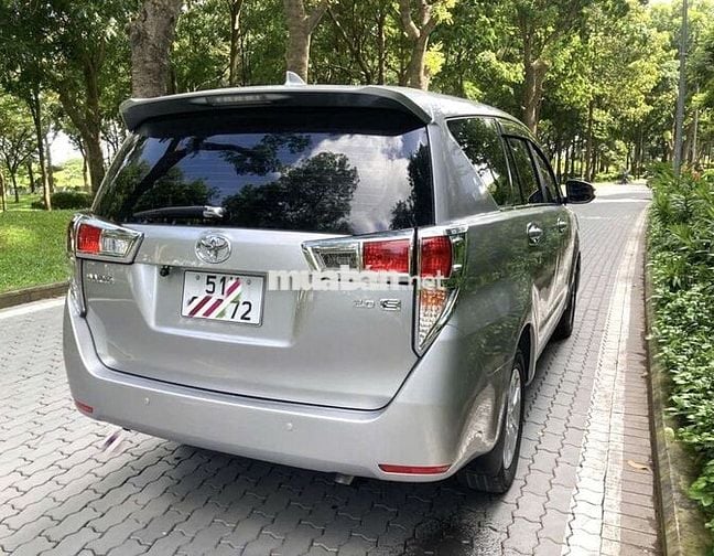 Chính chủ bán INNOVA 2019 E sơn rin máy rin xe nhà
