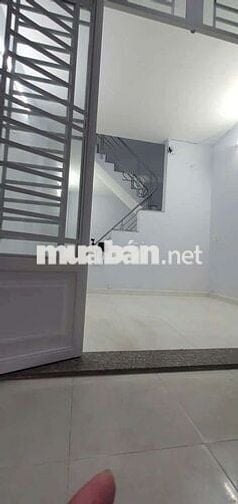 BÁN NHÀ 246 LÊ VĂN QUỚI 1 TRỆT 1 LẦU 4X8 GIÁ 3,9xTỶ TL