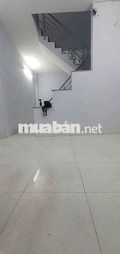 BÁN NHÀ 246 LÊ VĂN QUỚI 1 TRỆT 1 LẦU 4X8 GIÁ 3,9xTỶ TL
