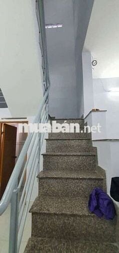 BÁN NHÀ 246 LÊ VĂN QUỚI 1 TRỆT 1 LẦU 4X8 GIÁ 3,9xTỶ TL