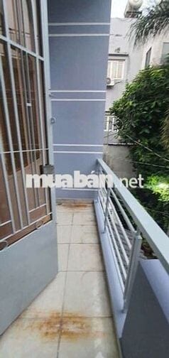 BÁN NHÀ 246 LÊ VĂN QUỚI 1 TRỆT 1 LẦU 4X8 GIÁ 3,9xTỶ TL