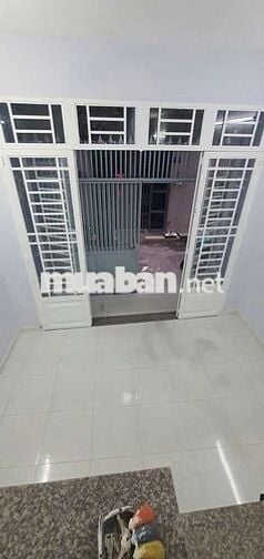 BÁN NHÀ 246 LÊ VĂN QUỚI 1 TRỆT 1 LẦU 4X8 GIÁ 3,9xTỶ TL