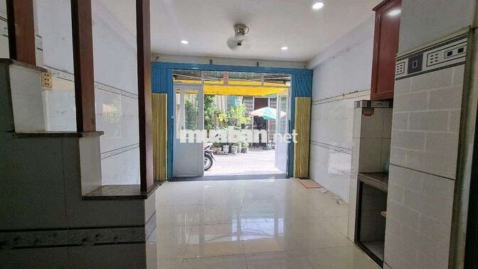 BÁN NHÀ 3 TẦNG NGUYỄN VĂN QUÁ - 4M X 6M - HXH THÔNG -  NHỈNH 2 TỶ
