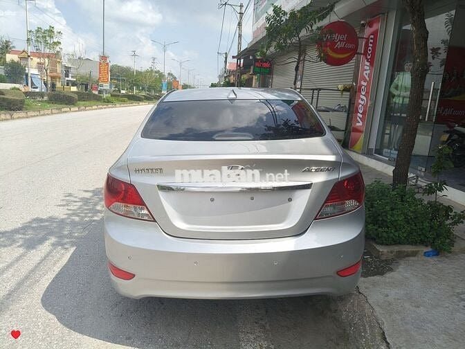 Hyundai Accent 2*** km