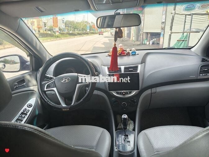 Hyundai Accent 2*** km