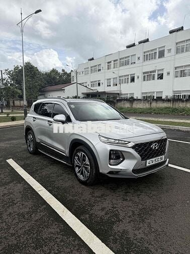 Hyundai Santa Fe 2019 2.4L  AT 4 WD - 63000 km