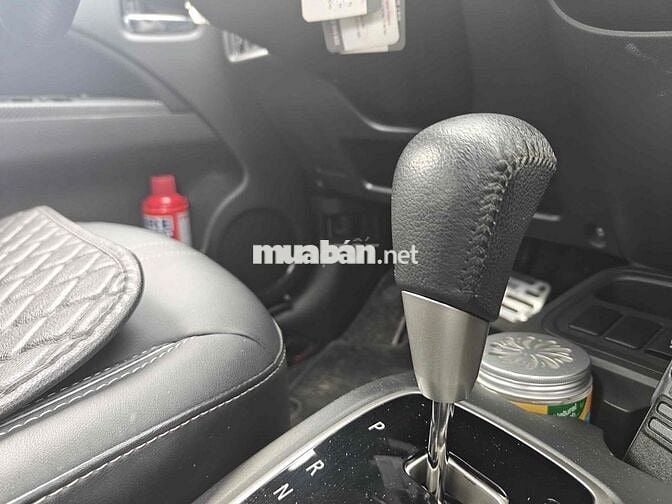 Mitsubishi Attrage 2021 CVT Premium - 26000 km