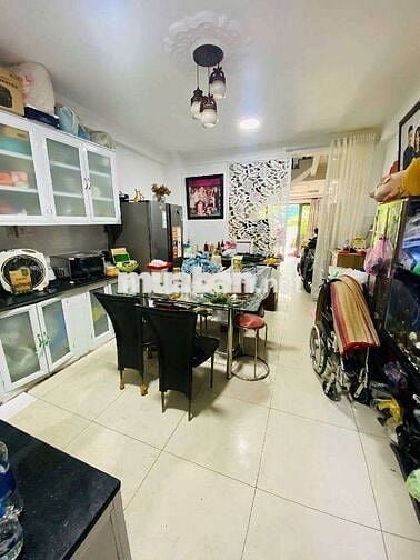Phạm Văn Chiêu,Phường 14,Gò Vấp,3 Tầng, 4x18, hẻm xe hơi thông,7.2 tỷ