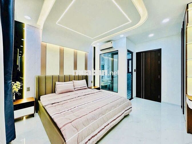 BÁN NHÀ MỚI CÓ THANG MÁY ĐƯỜNG 10M – LÊ ĐỨC THO – 4 LẦU FULL NT