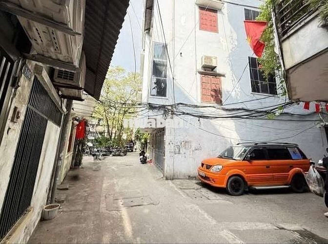 Tôi cần bán nhà 4tầng căn góc,mặt ngõ ô tô chánh đỗ Thái Thịnh.