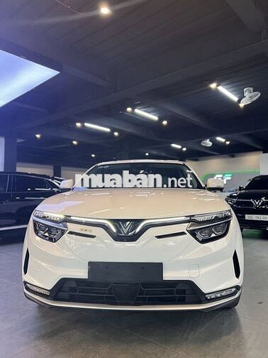 VinFast VF8 2023 Eco - 45000 km