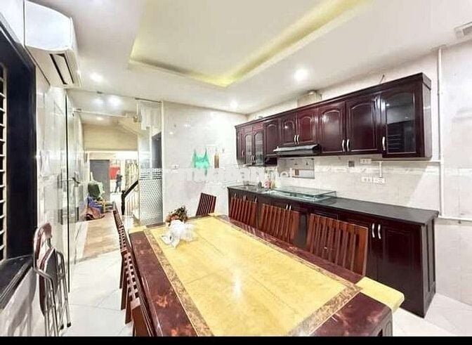 Tôi cần bán nhà 4tầng căn góc,mặt ngõ ô tô chánh đỗ Thái Thịnh.