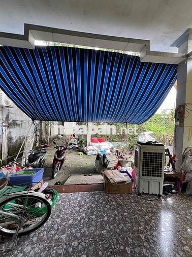 Nhà Thuê Khuôn Viên Rộng DT 6x30 (Nhà Cấp 4 2Pn 1Wc Sân Ôtô)Ngã Tư Ga