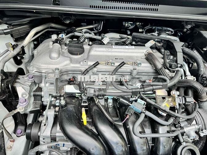 Toyota Corolla Altis 2025 1.8V - 4200 km nhập khâu
