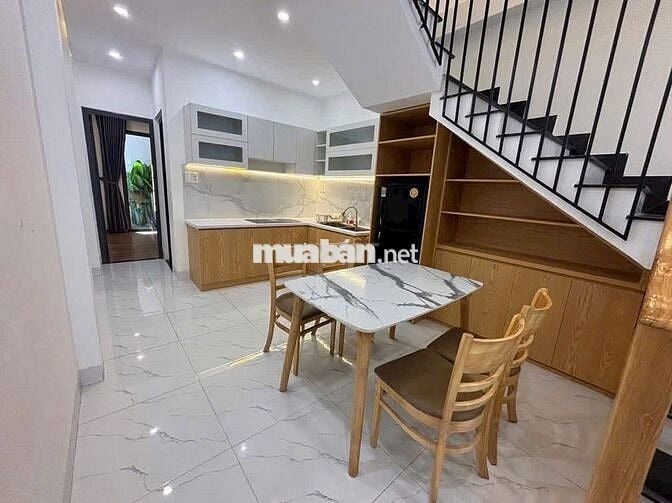 Nhà còn mới-dọn vào ở liền, căn Nguyễn Trọng Tuyển- Phú Nhuận. 34m2