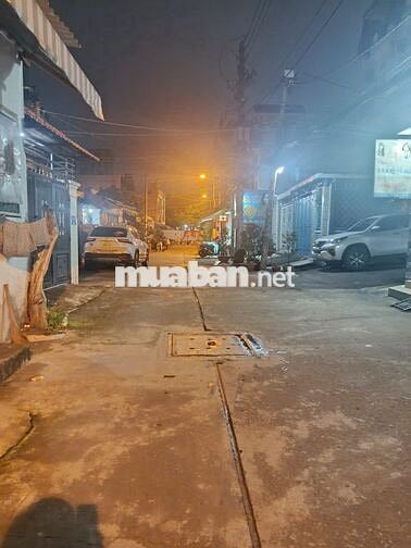 BÁN GẤP NHÀ ĐẸP ,HẺM  Ô TÔ, TỈNH LỘ 10  4M*16M CHỈ 4 TỶ 95