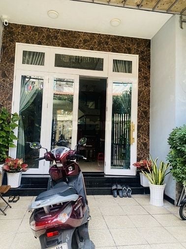 SÁT BÌNH THẠNH , PHÚ NHUẬN - HẺM 5m THÔNG , 4.5 x 22 - 4 TẦNG - 8.8 TỶ