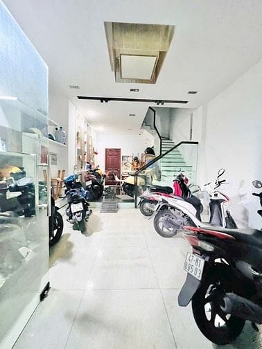 CHDV 6P Full NT - TN :40tr/th - Vị Trí Trung Tâm 